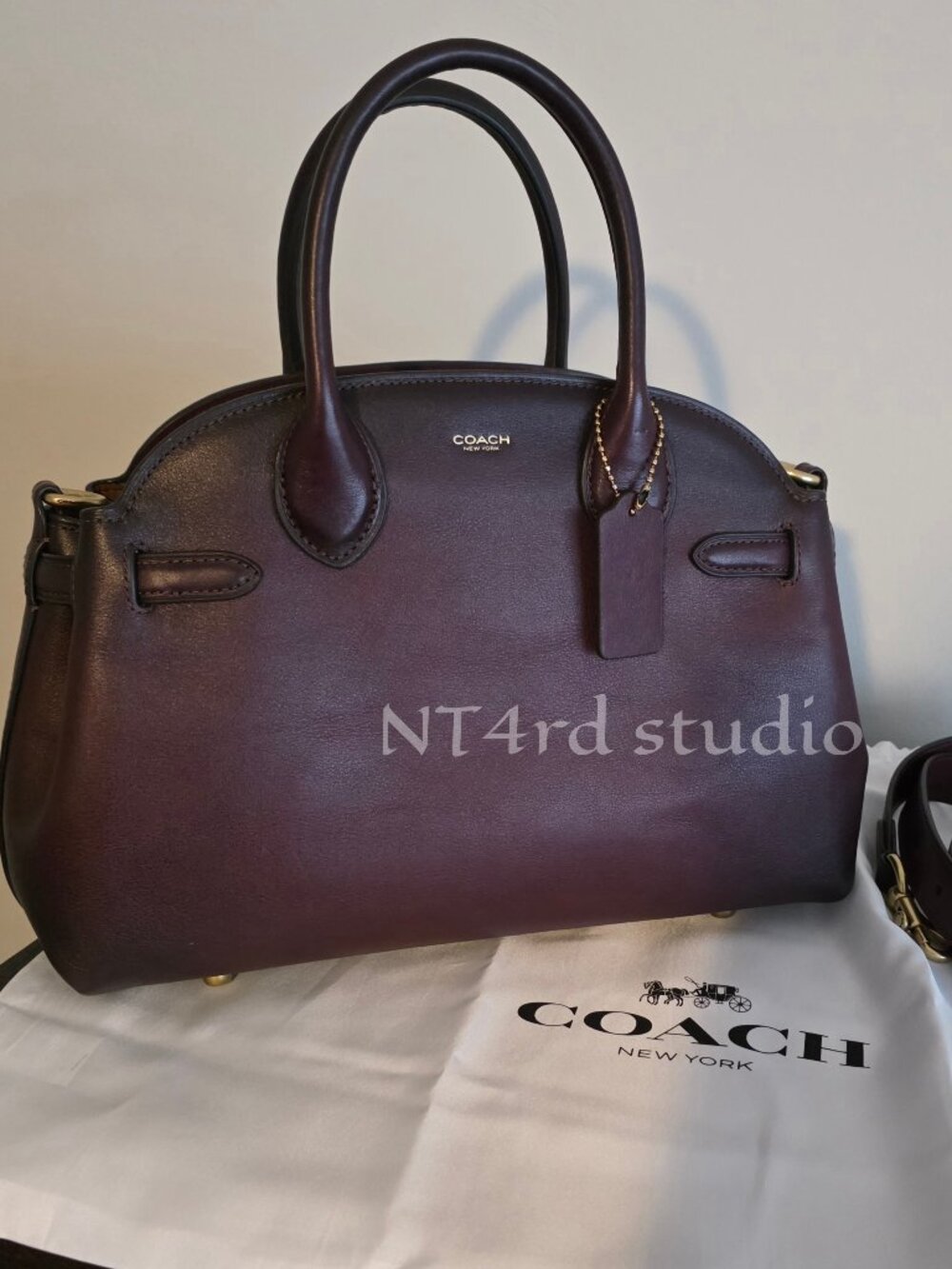 Coach empire 28 merlot